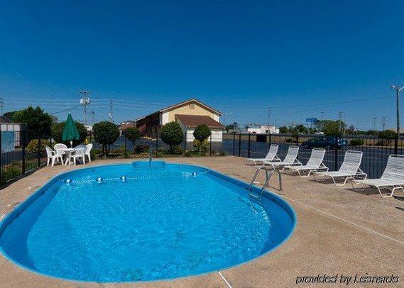 Villa Inn Lawrenceburg 設備 写真