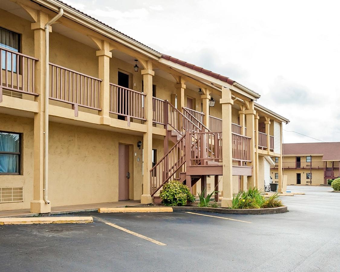 Villa Inn Lawrenceburg エクステリア 写真