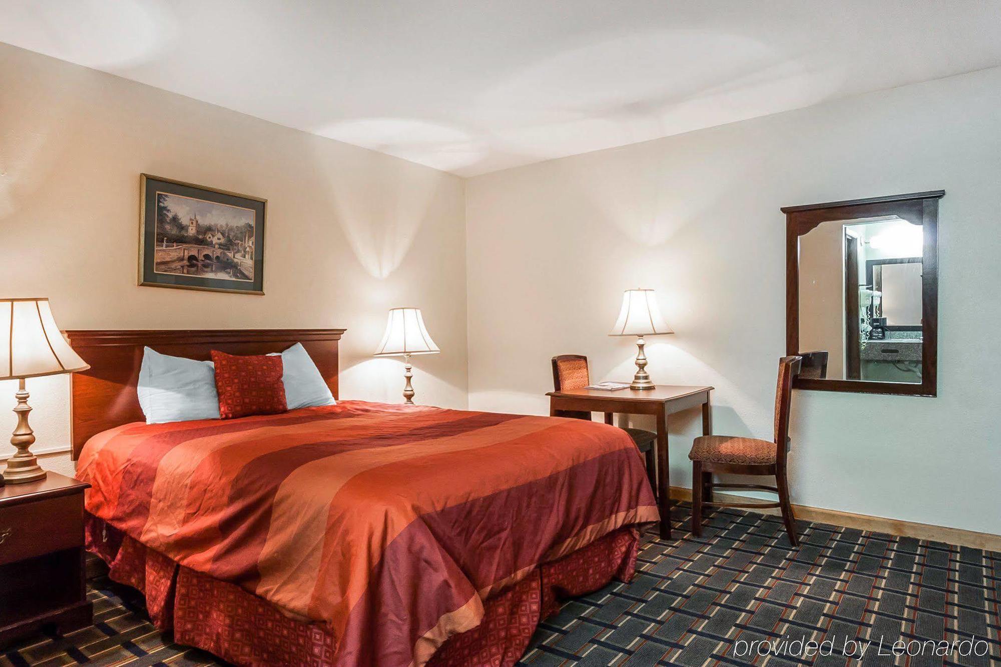Villa Inn Lawrenceburg エクステリア 写真