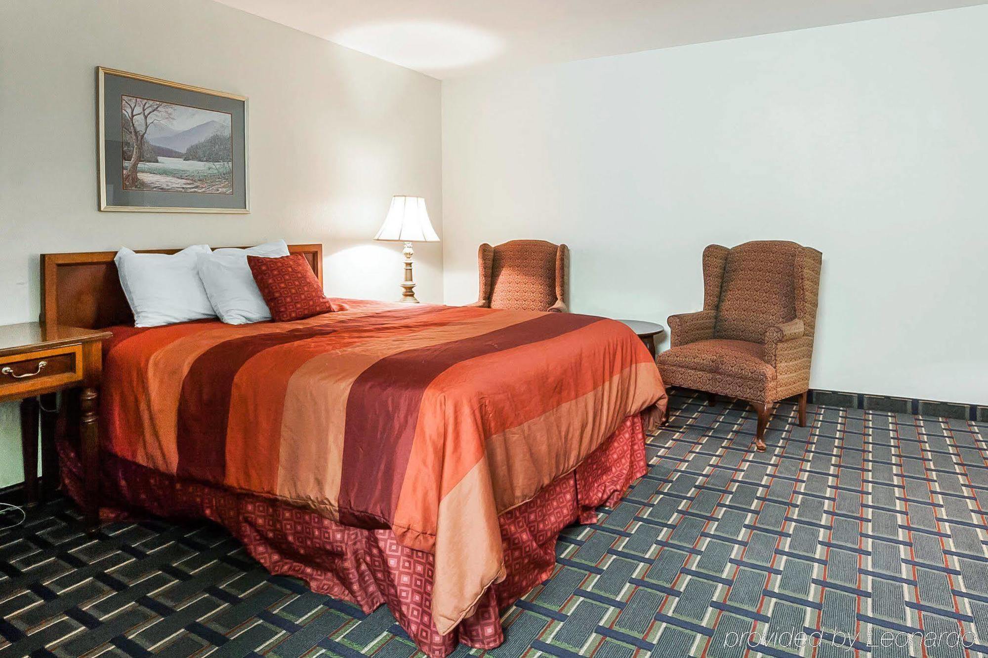 Villa Inn Lawrenceburg エクステリア 写真