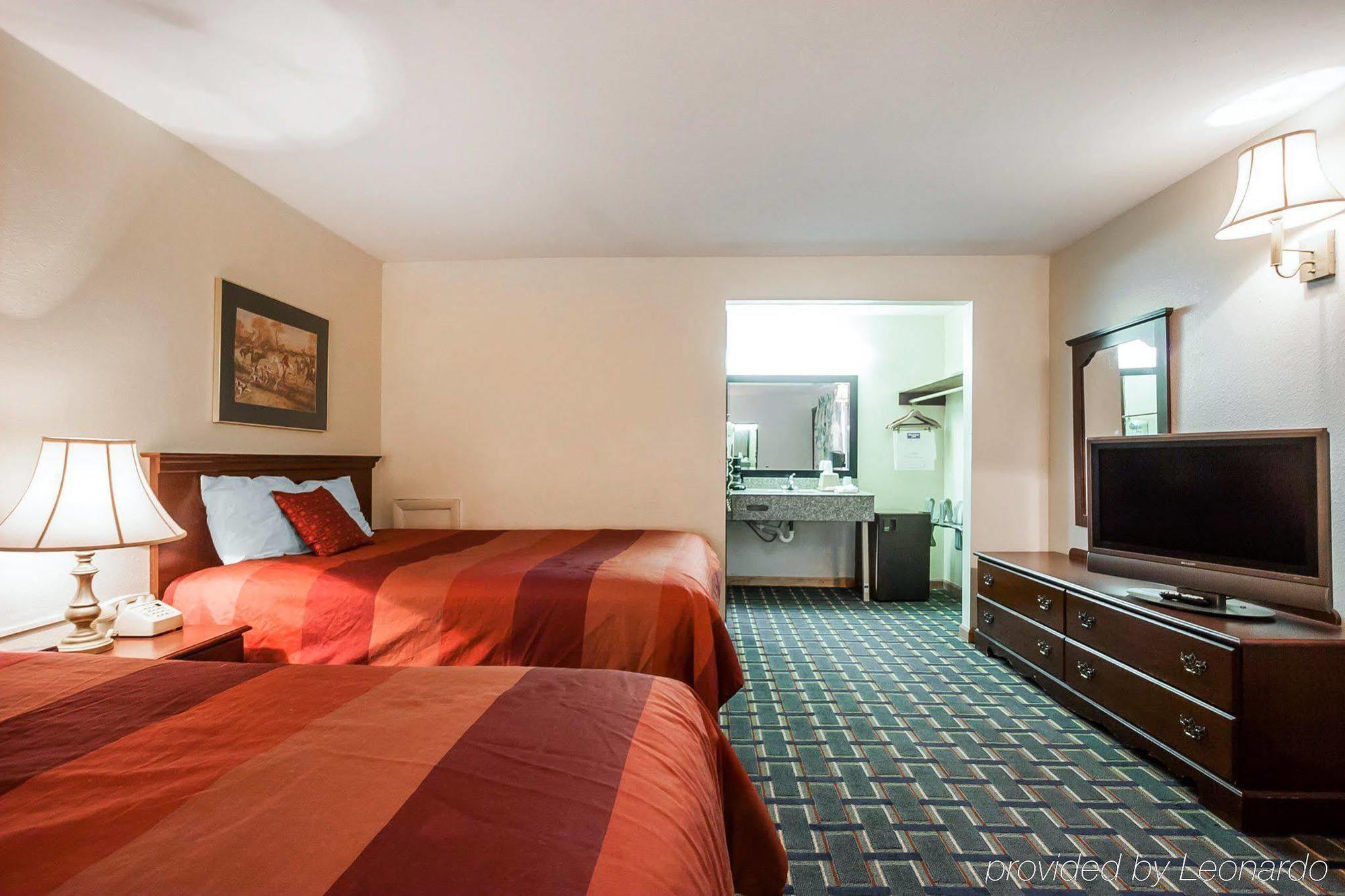 Villa Inn Lawrenceburg エクステリア 写真